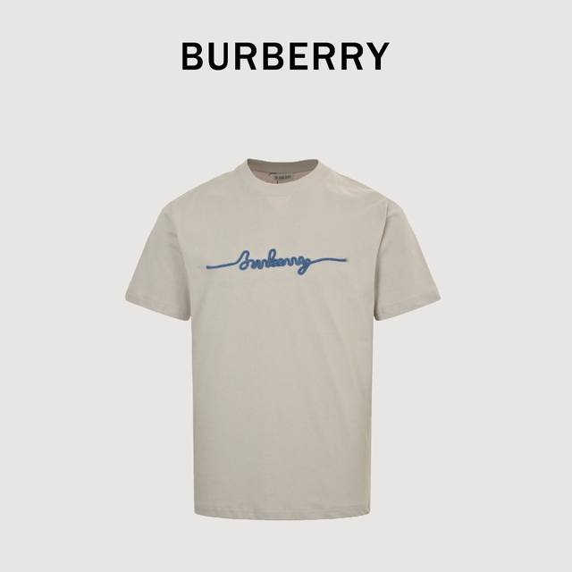 Burberry巴宝莉Bbr 绳字绣花短袖T恤 原版购入4500购入，面料采用 G全棉磨毛面料制成，定制绣花粗绳。粗绳1000码起订量，染色还原原版。颜色一致无