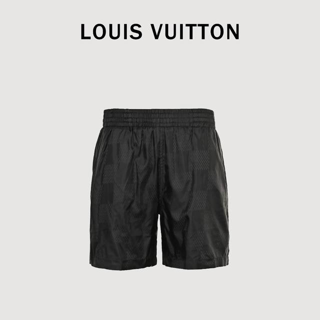 Louis Vuitton Lv 棋盘格暗纹沙滩短裤 正品5900购入，采用Lv提花梭织面料，内衬采用网格布，定制面料，布匹压花，定制1:1商标，合身版型 Si