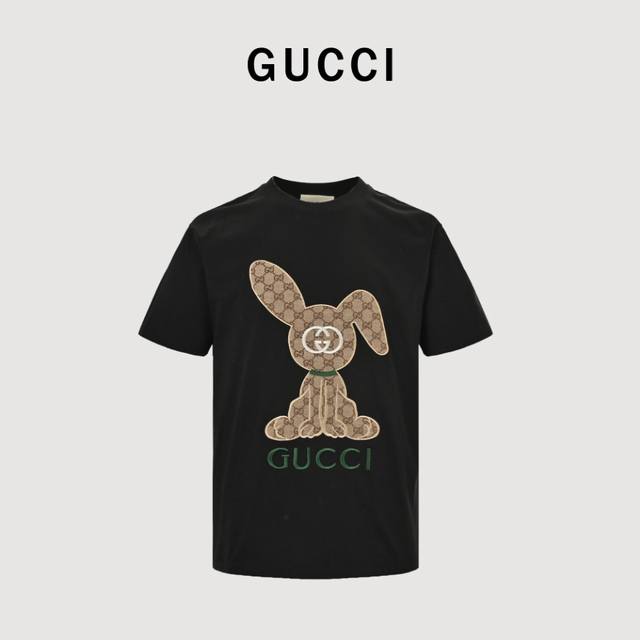 Gucci 古驰 23Ss 老花兔贴布刺绣短袖 采用进口田岛刺绣3D立体1.1定位，230克双纱面料，1*1双纱280克罗纹领口，活性燃料印花！宽松版型，男女同