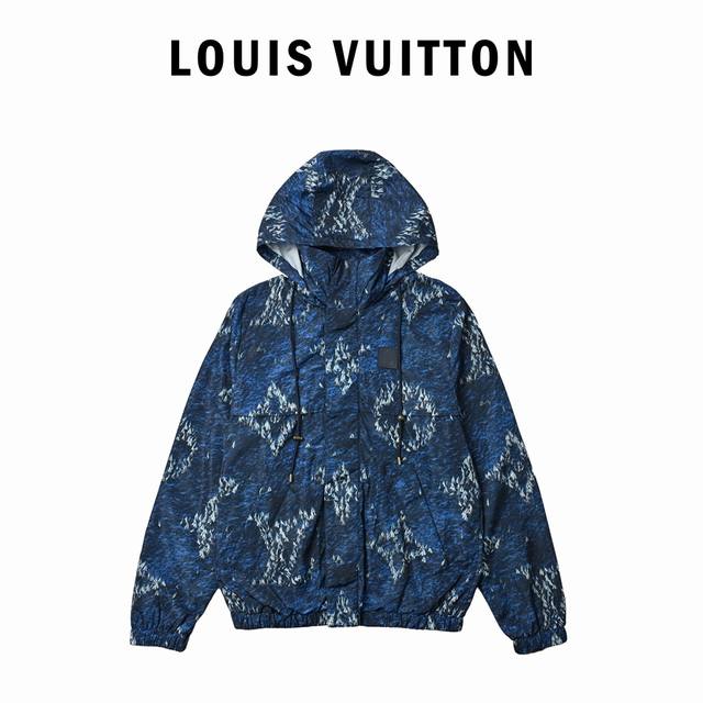 Louis Vuitton 路易威登 25Ss 印花防风夹克外套 原版25300购入开发，采用高密度棉质府绸，内里采用锦缎府里布，布匹直喷，红外线定位裁床，定制