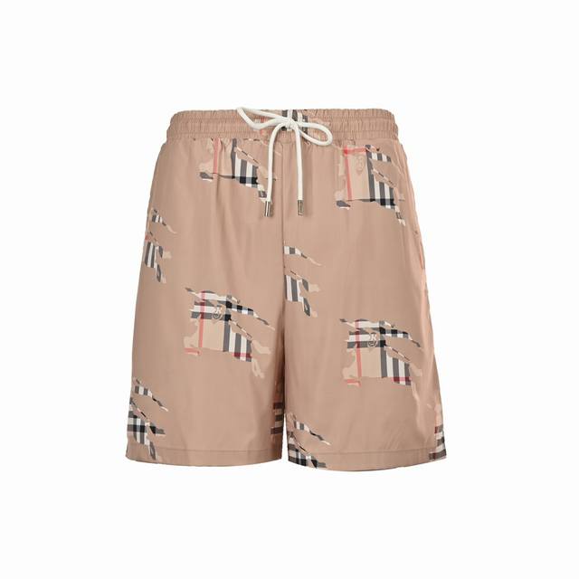 Burberry 巴宝莉 24Ss 格纹战马沙滩短裤 进口高支高密的全棉梭织面料 通体老战马案元素 采用德国原装进口数码直喷机械设备 全件满印印后再做渗透工艺