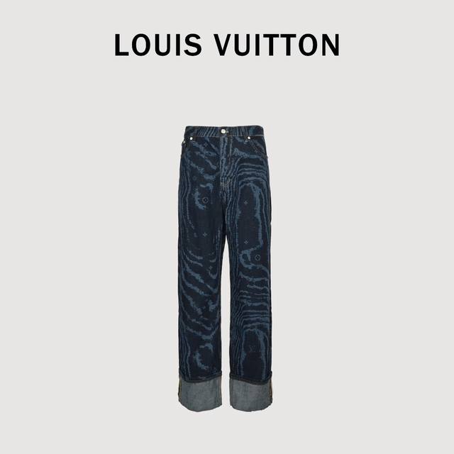 Louis Vuitton Lv 蓝波激光暗纹牛仔长裤 原版15800购入，原版材质高订牛仔面料采用480G牛仔布，每一件都必须洗水，采用精致的特殊工艺处理，激