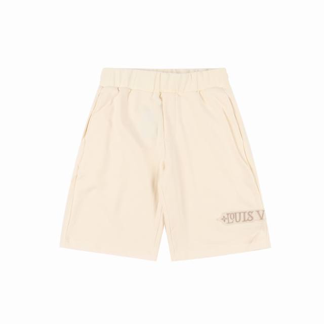 Louis Vuitton 路易威登 贴布徽标短裤 原版6700购入，面料采用420G全棉鱼鳞毛圈面料制成，灰白色布料，订染，定制绣花粗绳。粗绳1000码起订量