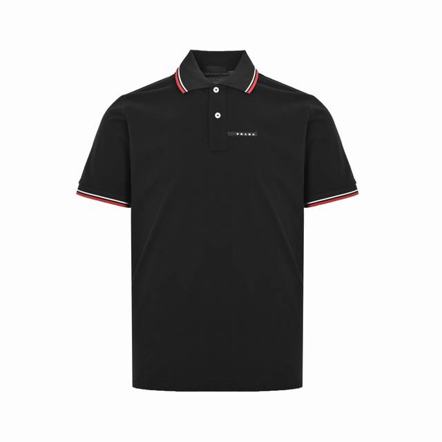 Prada 普拉达 硅胶饰条Polo短袖 胸前经典硅胶皮标字母Logo，典型精准的英式版型裁剪，各年龄段均可驾驭，满足任何日常生活工作场所穿着所需，上身超级舒适