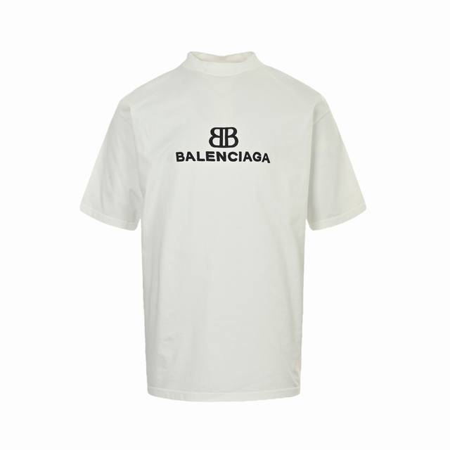 Balenciaga 巴黎世家 25Ss 双B字母刺绣短袖 Size:Xs-Xl 刺绣： 直线挺直，曲线圆顺；针迹整齐，边缘无参差现象；绣面平服，丝缕不歪斜；针