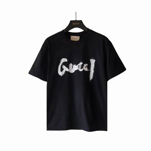 实拍细节图 +尺码表 Balenciaga X Gucci 古驰 联名涂鸦印花圆领T桖 专柜同款 原版定制 最新的贸易订单短袖T恤，全品相！！高品质加密精梳棉面