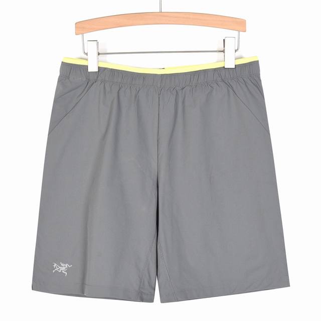 上新 Arc‘Teryx 始祖鸟 Norvan Short 男女同款运动速干9英寸户外小标刺绣运动休闲短裤 颜色:黑色，灰色，蓝色 尺码：M-3Xl 面料： %