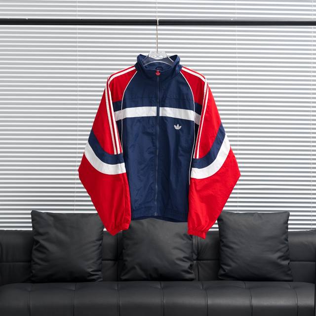 工厂P直供 Adidas丨三叶草3796刺绣拼接立领风衣 配色：黑色 黑绿 蓝红 尺码：S-Xxl