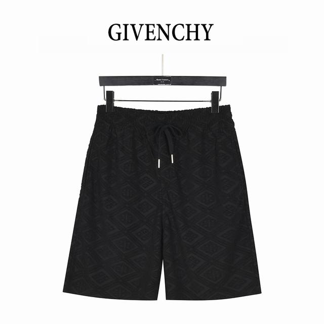 Givenchy 纪梵希 25Ss 满印4G宫格菱格提花短裤 面料采用活性黑420克非常优质厚实舒服的一款面料， 腰部采用包边做工设计，穿搭起来更加舒服有型！采
