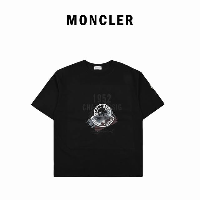 Moncler蒙口24Ss新款印花短袖T恤 24年春夏新款 重工印花 定制进口260克双纱纯棉精梳面料 高密度螺纹同缸染面料 宽松版型 男女同款 潮人必备百搭单