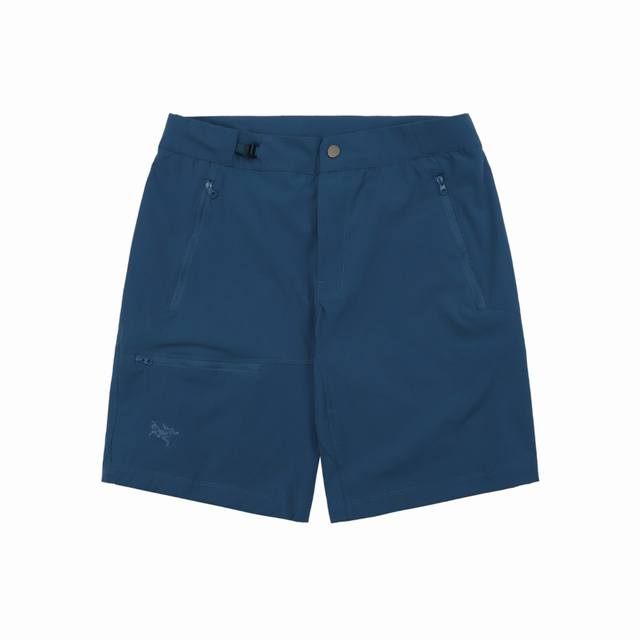 Gamma Lightweight Short 9五分休闲短裤-蓝色 Aequora Airperm混纺面料 86%锦纶+14%氨纶 ，高密度编织实现双向弹力，