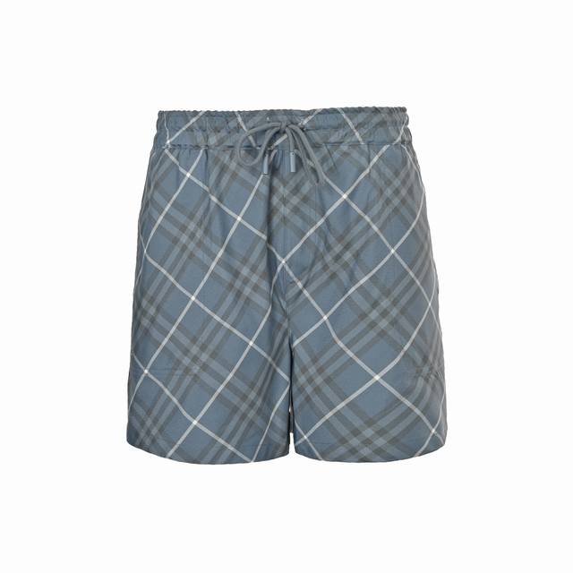 Burberry 巴宝莉 25Ss 抽绳斜格纹短裤 经过染色的纱线加工织成面料的织物，其特点 在于纱线在织造前已经过染色处理，随后通过梭织或机织的方式交织成具有