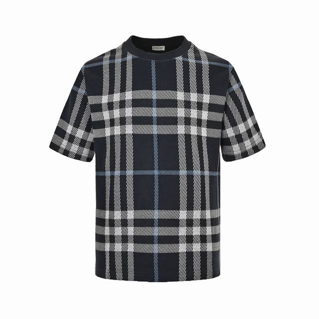 Burberry 巴宝莉 24Ss 格纹针织短袖 原版短袖7700，72%羊毛28%化纤，原版三种颜色定染纱线。 12针进口电脑织机，三种纱线交织在一起形成的颜