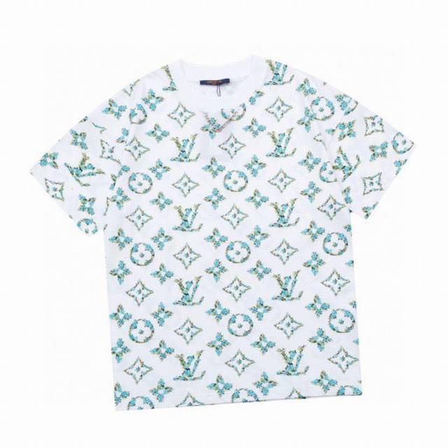 路易威登 Louis Vuitton 夏季新品 满印花卉Logo圆领短袖T恤 这款设计带来的年轻与时尚感！整体时尚而有潮流，面料采用客供顶级面料 ，柔软亲肤透气