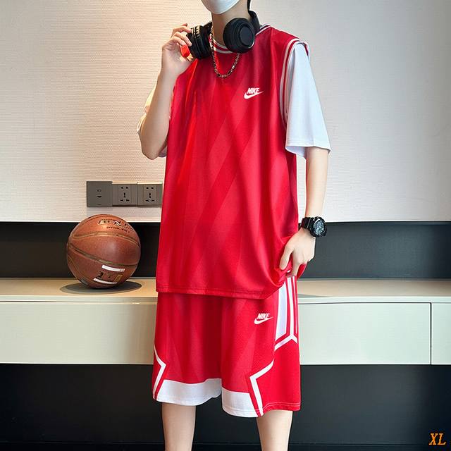 耐克 独家实拍上新夏季背心运动套装篮球服男套装球衣定制速干透气运动背心球服团购训练比赛队服，本季主打，货源充足，放心主推，高端品质，经典设计，做工出色，经典百搭