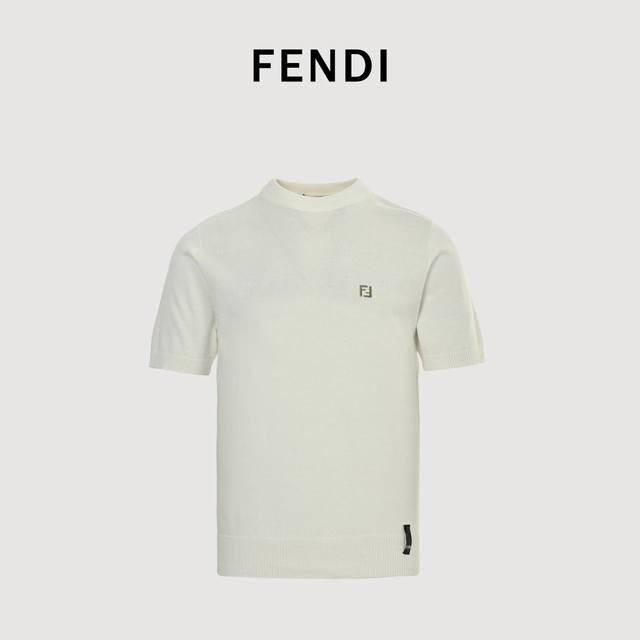 Fendi 芬迪 五金双F标识针织短袖 正品8000购入，采用35%奢韵柔棉羊毛混纺，采用德国斯托乐14针织制，高温烫化，毛料酵洗，定制辅料，合身版型 Size