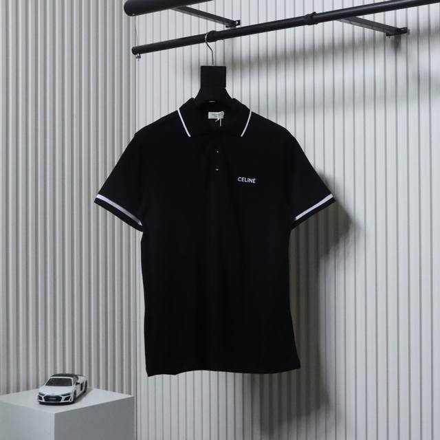 Celine 赛琳 经典刺绣小标Polo短袖 面料采用220G专用珠地面料，前幅绣花图案，进口田岛机万针刺绣，小字母绣花体现进口绣花机功底。还原原版品质。整体设