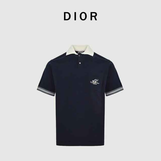Dior迪奥Cd 铃兰刺绣口袋针织短袖Polo衫 正品15500购入，定染40支精梳棉纱双股纱线，采用进口 Stoll 14针织机，毛料提花，毛料酵洗，进口刺绣