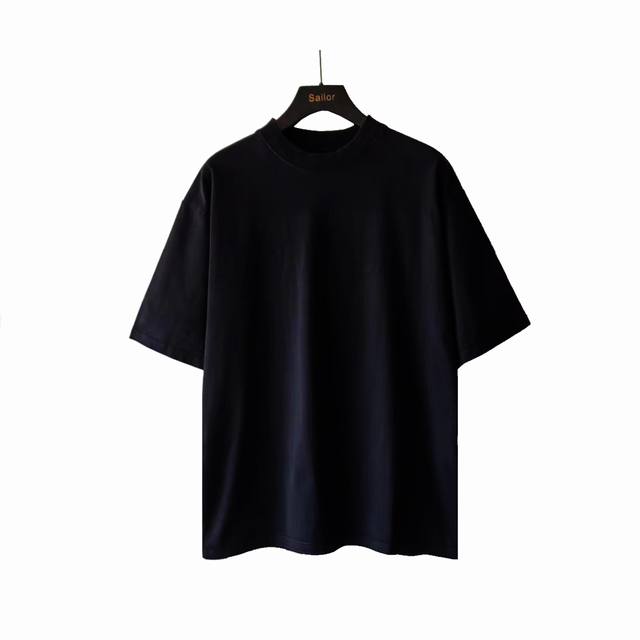 实拍细节图+尺码表 巴黎世家Balenciagg 新款前后中间字母烫钻短袖 24年主麦上身 前后选用进口奥钻 精密排序后采用重工高温热压至衣身做工完美无瑕 颜色