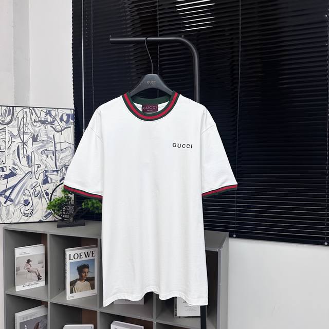 Gucci 款号：G935#古驰官网新款标识螺纹字母Logo 刺绣短袖 面料- 采用320克双股精梳棉面料.索罗纳螺纹订织订染国标一级面料 工艺：采用日本进口