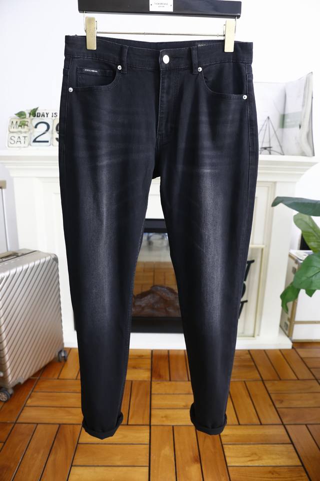 杜嘉班纳 Dolce & Gabba*A. 25春季新品原单高端男士牛仔裤！奢华经典品牌字母Logo配饰 专柜热销款 身穿着非常舒适 低调不失奢华 穿出去非常有