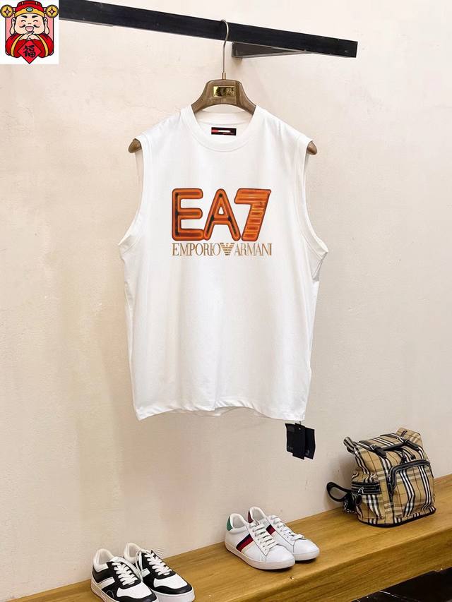 直 品牌 Armani 阿玛尼 夏季新品背心T袖 经典简约款式 任何人都可以轻松驾驶 进口定制丝光棉面料 手软舒适有型 吸汗透气 ，胸前经典品牌字母Logo设计