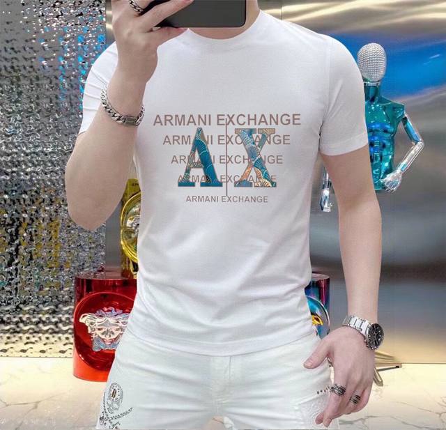直 品牌 Armani阿玛尼 胖子福音 原单男士休闲短袖T恤，2025春夏新品，定制胸前顶级Logo 工艺、搭配整件细节 品质及剪裁设计都堪称一流，定制进口丝光