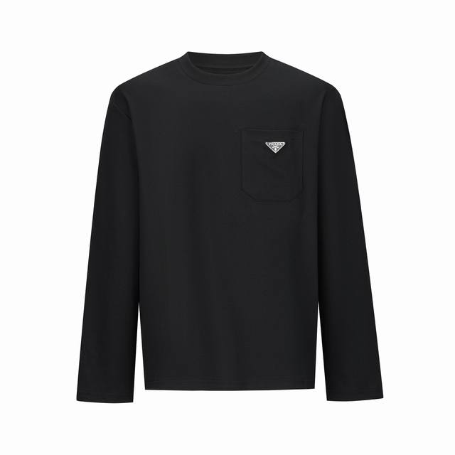 原版开发 顶级版本』 Prada 口袋钢标打底衫 面料：采用60支柔棉双面. 螺纹：搭配1*1定染丝光棉. 辅料：原版开模钢标.电镀干漆平面Logo.底部纯钢材