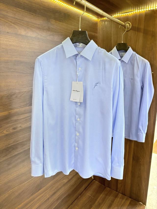 New# Sf 菲拉格慕 男士商务休闲格子长袖衬衫，高端奢侈成衣系列，白金级全品相，纯正血统臻品，因经典而生，每季必出的招牌单品，在每一季轮回，新一季仍然延续了