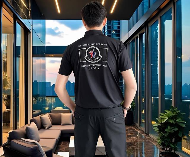 Moncler 蒙口 2025春夏男士衬衣时尚休闲短袖衬衫，香港洋行渠道货，重磅高端臻品，一款高奢品鉴白金级单品，品相纯正！ 25Ss春夏颜值度颇高的一款衬衫，