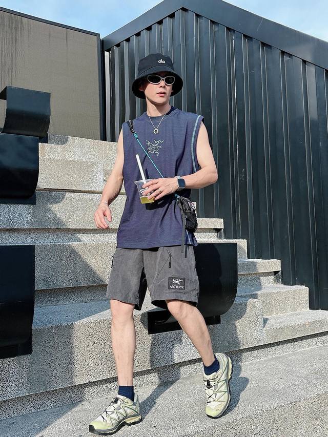 衣服 短裤 鸟家夏季新款背心！采用优质棉质面料，高弹舒适细腻，透气耐穿性能强。搭配亮色Logo点缀，夏季首选百搭款！男女同款。尺码 M-Xxl