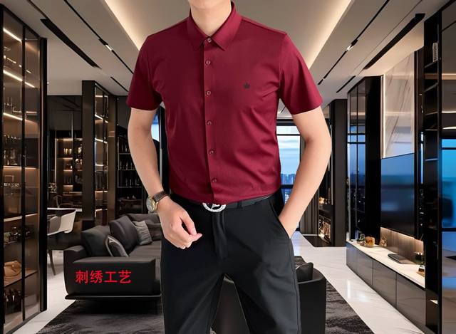 D&G 杜嘉班纳 2025春夏男士衬衣时尚休闲短袖衬衫，香港洋行渠道货，重磅高端臻品，一款高奢品鉴白金级单品，品相纯正！ 25Ss春夏颜值度颇高的一款衬衫，整体