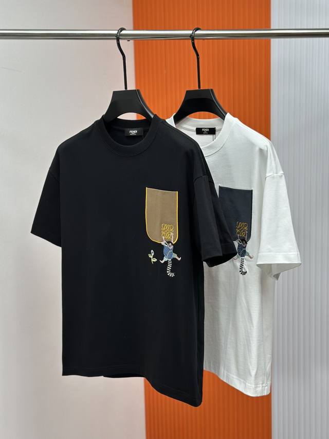 Loewe罗意威2025夏季最新品，专柜同步有售，原单狠货，时尚休闲圆领短袖T恤，进口原版洗水面料，适度极佳，重工刺绣经典字母Logo，工艺精湛，档次极高，舒适