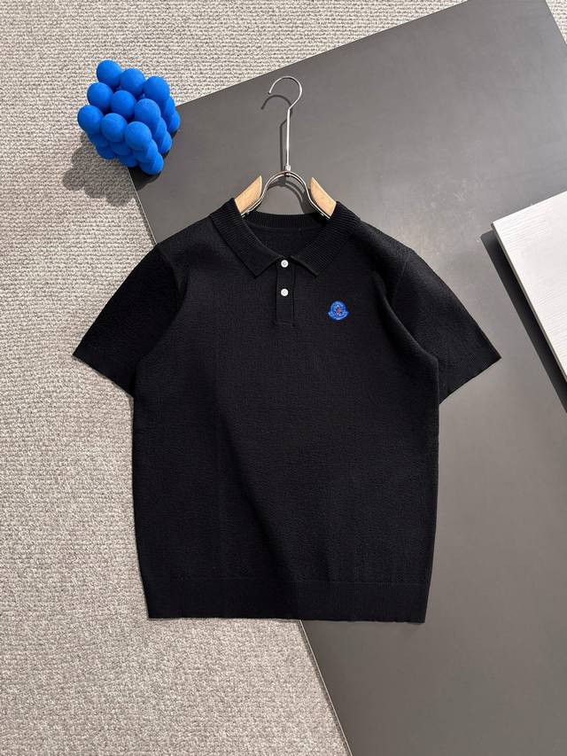 隔天出货 高品质 蒙口 2025夏季新款男装翻领针织 精梳棉质纱线针织纺棉布面料制作，纯棉的高克重特殊纱，掂起来手感份量十足，上身也比普通针织更加有质感，这种质