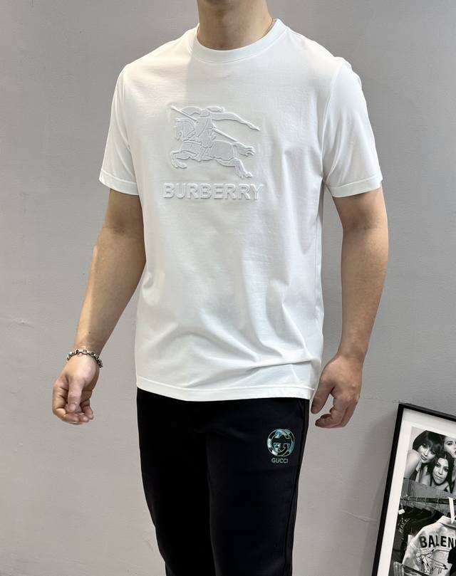Bbr*巴宝-莉2025S新品短袖T恤，重工立体牙刷绣.高逼格工艺.战马造型立体感满满.上身帅气时尚，简约百搭款。190G丝光棉面料棉 不仅挺括，保持潮流的廓形