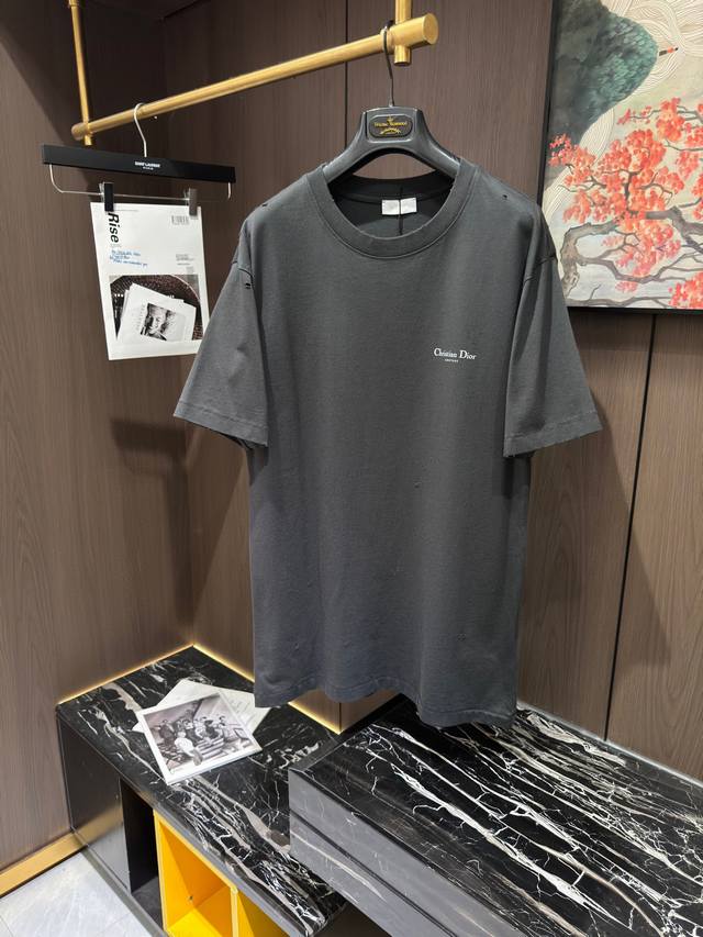 Cd25S春夏新款休闲圆领短袖，码数S-Xl