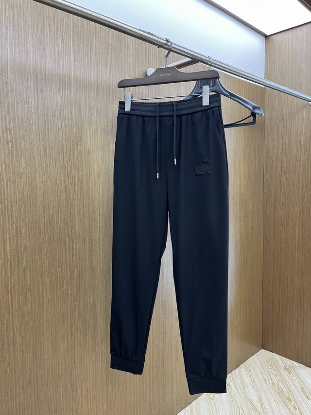 新品 Guc 2540春夏新品休闲裤，裤身工艺设计，进口客供辅料、面料定制，代工厂P出品免检！每个细节做到极致，原版五金配件，潮范十足、上身有型帅气，Jxzh潮