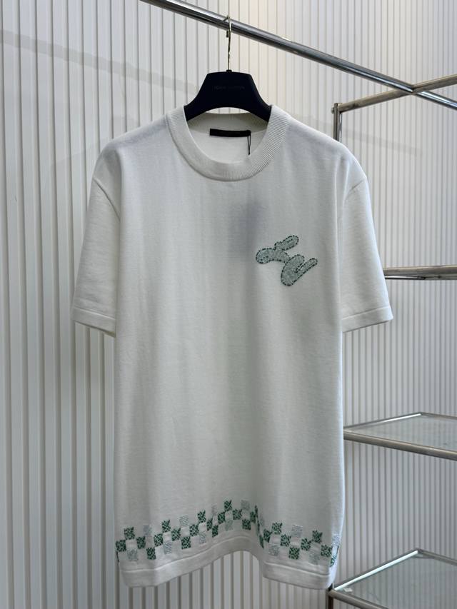 Lv 路易 25Ss新款圆领钉珠全棉短袖T恤 Size：S M L Xl