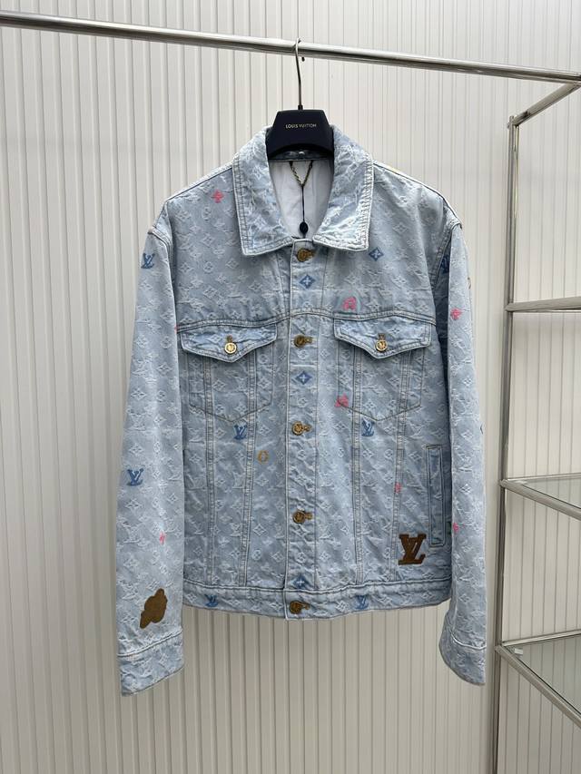 Lv 路易24Sstyler 联名款绣花牛仔外套 Size：46 48 50 52
