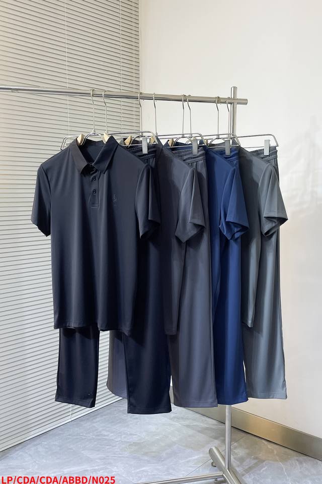 上衣 裤子 N025 Lp 高端货商务 白领 单位人士必入单品！ 休闲商务翻领短袖，科技舒适面料，体感非常棒，手感顺滑质感很棒！弹性好，无任何束缚感，面料自带透
