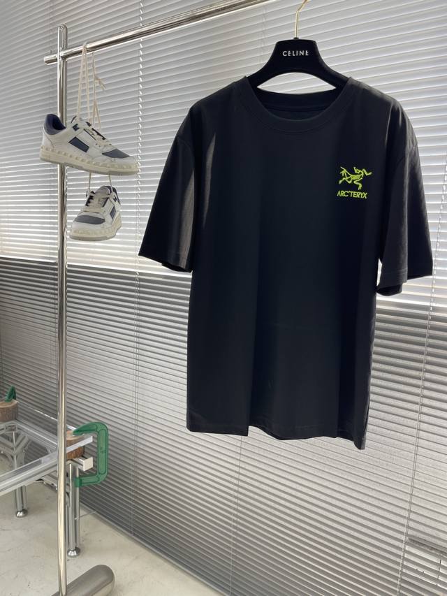 鸟家 2025Ss春夏新款半袖 爆款定制纯棉面料 重工洗水，重工刺绣，面料舒适质感 码数：S M L Xl