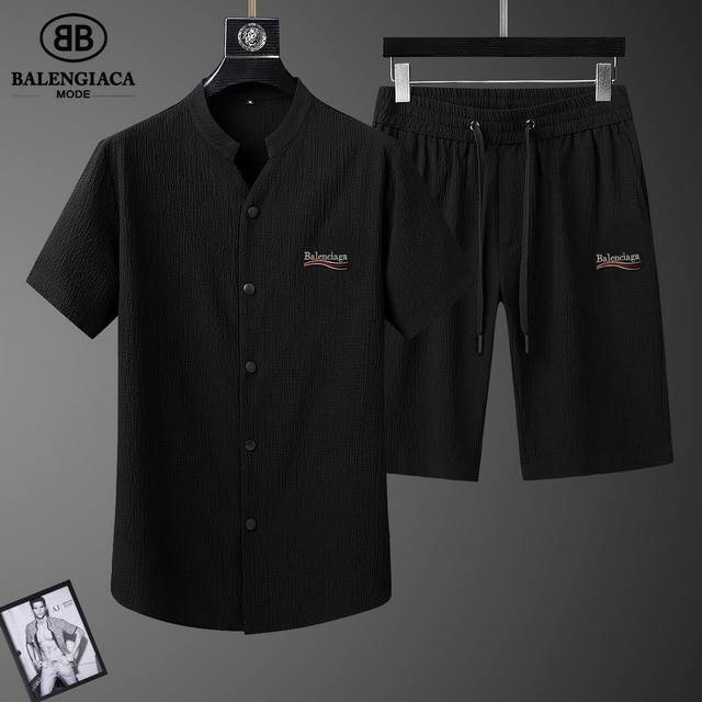 巴黎世家 夏季新款短裤套装！丝光棉麻面料！独家首发新品 官网同步米兰走秀款 实物拍摄顶级好货 标准码数！最新顶尖官网原单，全新体验 面料立体剪裁 全新五金配件、