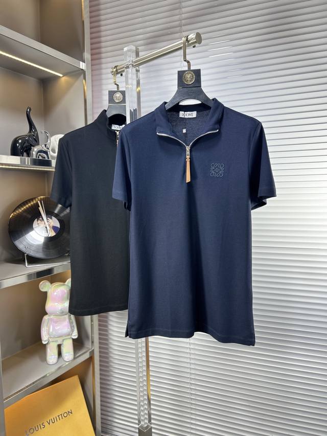 Lv*罗意威 Ss25夏季新款翻领Polo衫 高品质珠地棉材质 雍容华贵的品牌风格，客供进口面料 做出来的衬衫也是版型垂顺挺括，并且还抗皱抗起球，贴身穿着也是极