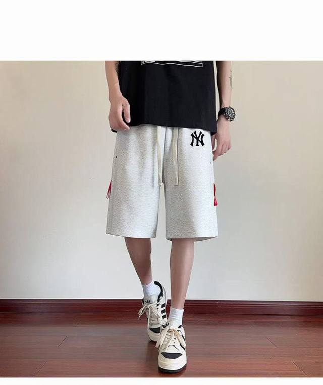 供 Mlb 洋基队 25Ss夏季新品Ny多功能大口袋工装短裤 男女款 代工厂P跟单出品 代购指定版本 原档案原数据开发版型。原包装原标五金拉链 多联洗唛 大身同