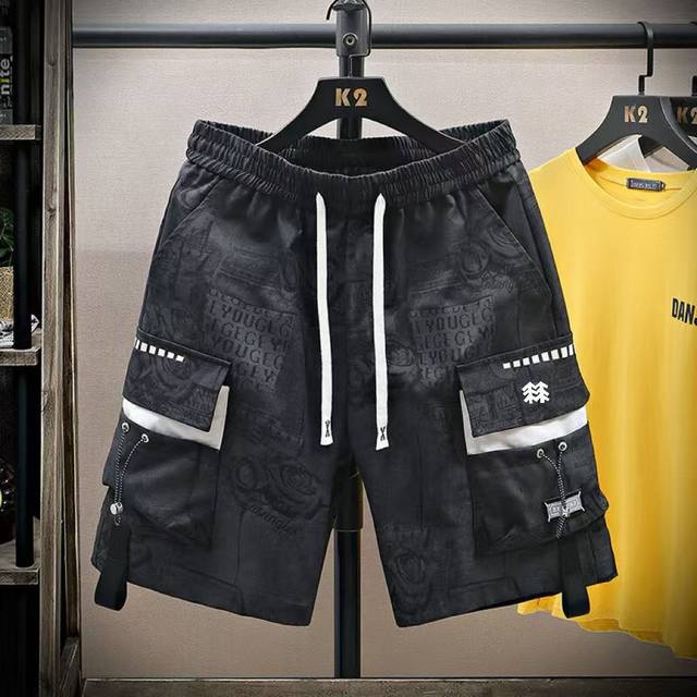 供 可隆Kolon Sport 翻盖多口袋宽松防泼水耐脏五分短裤 官W在售900+，很硬的一批货，官网原版购回！所以辅料全部开模定制！金属Golo，独家首发..