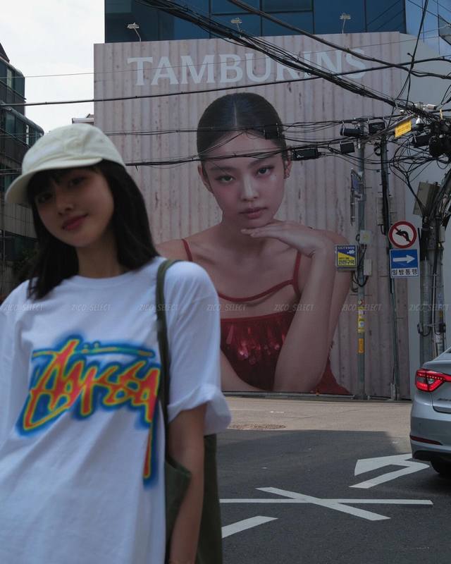 Stussy Ss24 Thermal Stock Tee 夏季系列 Logo徽标印花罗纹领口短袖T恤 男女同款 采用260克双砂面料 三针五线做工，领口包包边