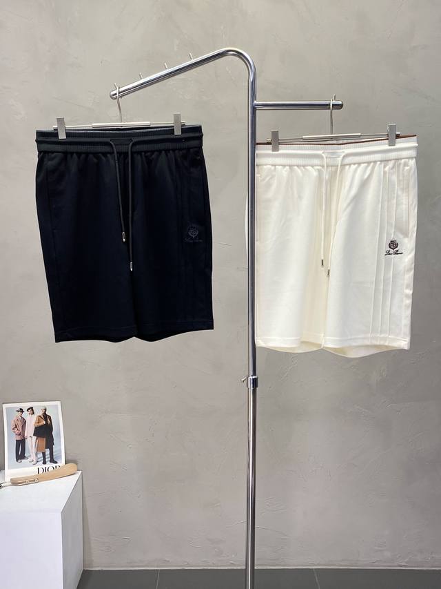 Lp-Loro Piana诺悠翩雅独家专供新款春夏短裤 高端版本！专柜定制面料 透气舒适度高，细节无可挑剔，品牌元素设计理念，体现高品质。手感细腻柔软！呈现休闲