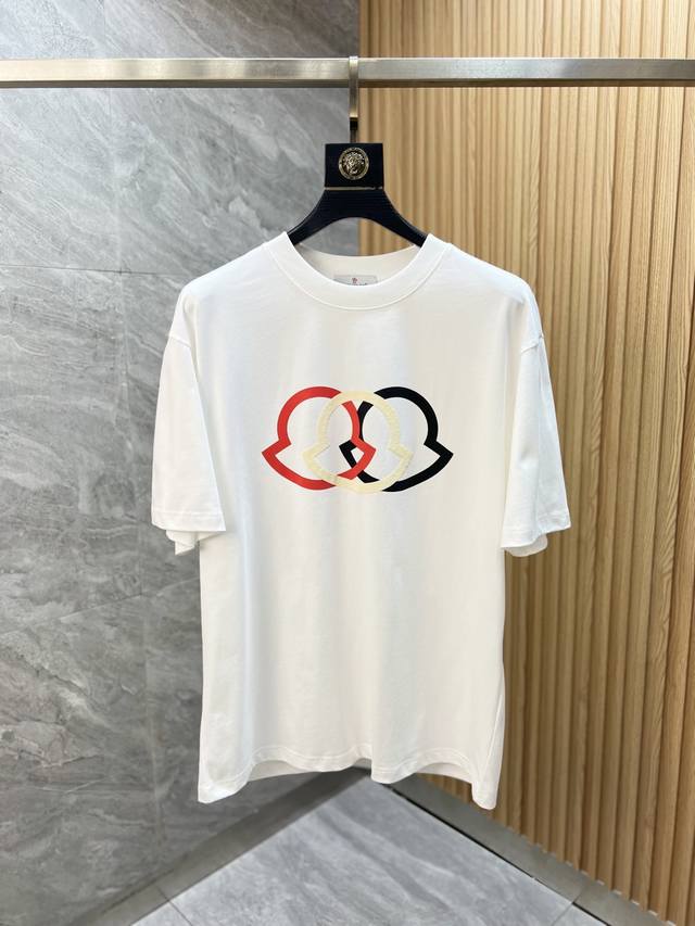 Moncler 蒙口 2025年春夏新品上新 三标齐全 圆领短袖T恤 好货不用过多介绍 看细节 专柜码数：M-Xxxl 175 140建议L，