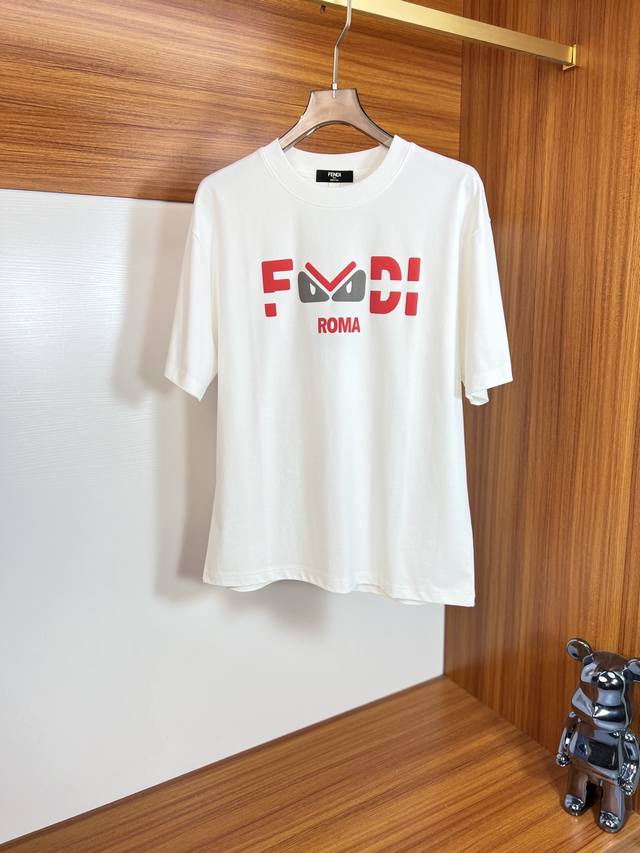 Fendi 芬迪 2025春夏新品 三标齐全 圆领纯棉短袖T恤 好货不用过多介绍 看细节 专柜码数：M-Xxxl 175 140建议L