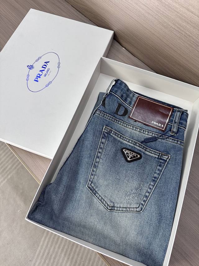 普家25Ss夏季新款牛仔裤，高端品质，面料超级柔软舒适 小直筒版型，上身修长，万能搭配款 码数：29，30，31，32，33，34，36，38